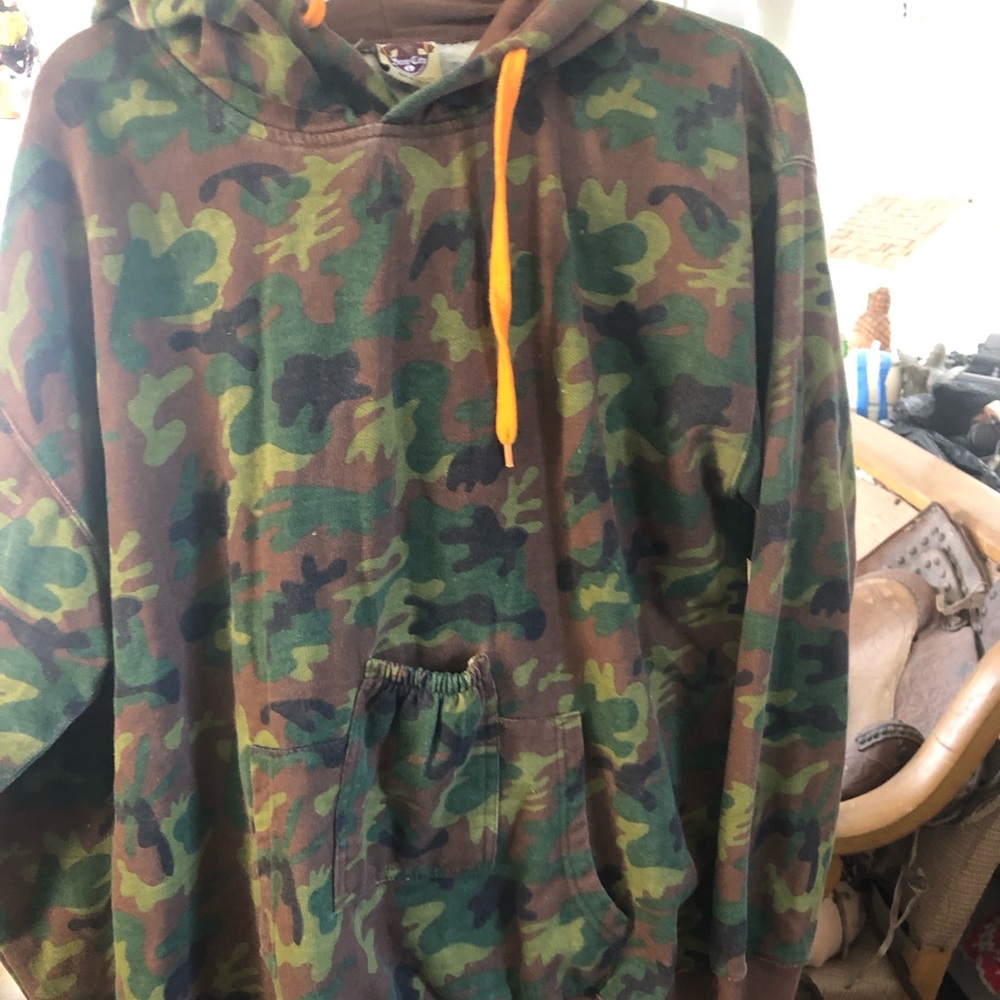 Camouflage pullover with hood